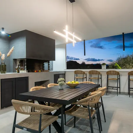 Vatia 2 تراغاكي